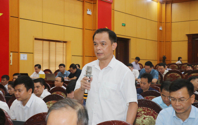 Lãnh đạo 37 xã, phường khu vực phía Bắc sau sáp nhập tỉnh báo cáo về khó khăn vướng mắc trong giai đoạn đầu vận hành mô hình chính quyền địa phương hai cấp cũng như trong việc xóa nhà tạm, nhà dột nát. Ảnh: Vũ Hoàng Giang/TTXVN Lãnh đạo 37 xã, phường khu vực phía Bắc sau sáp nhập tỉnh báo cáo về khó khăn vướng mắc trong giai đoạn đầu vận hành mô hình chính quyền địa phương hai cấp cũng như trong việc xóa nhà tạm, nhà dột nát. Ảnh: Vũ Hoàng Giang/TTXVN