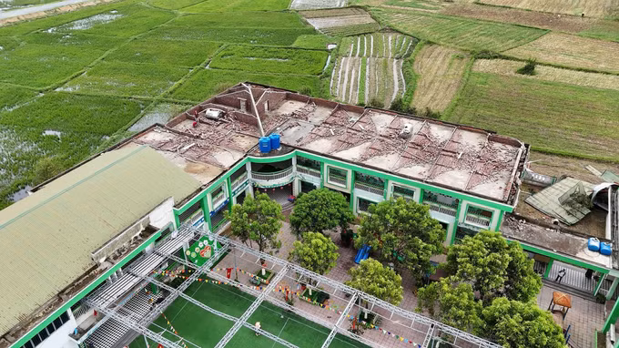 Trường mầm non Mai Phụ (xã Mai Phụ, tỉnh Hà Tĩnh) bị thiệt hại nặng sau bão số 5.