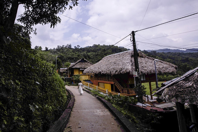 Khu cảnh bình yên ở bản Giang Mỗ. van-hoa-muong-ban-mo-12.jpg