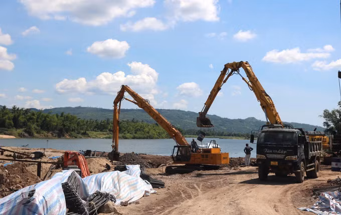 Dự án Khắc phục, sửa chữa đập dâng Tam Giang (tỉnh Đắk Lắk) bị chậm tiến độ.