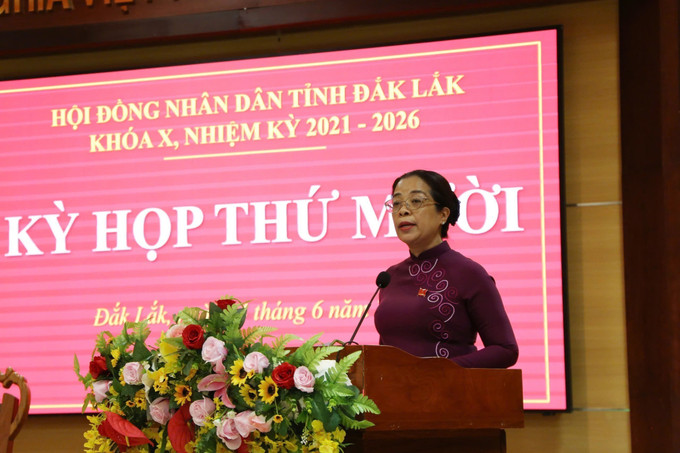 Phó Bí thư Thường trực Tỉnh ủy, Chủ tịch HĐND tỉnh Đắk Lắk Huỳnh Thị Chiến Hòa phát biểu tại Kỳ họp. Phó Bí thư Thường trực Tỉnh ủy, Chủ tịch HĐND tỉnh Đắk Lắk Huỳnh Thị Chiến Hòa phát biểu tại Kỳ họp.