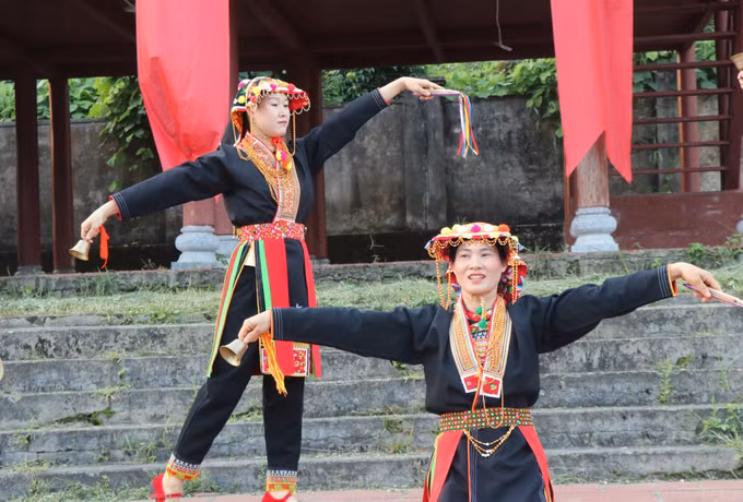 van-hoa-dan-toc-dao-ninh-binh-5.jpg
