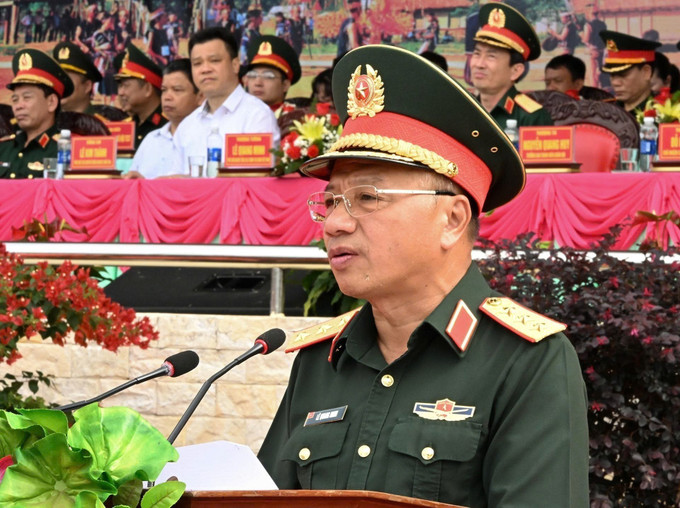 Thượng tướng Lê Quang Minh - Phó Chủ nhiệm Tổng cục Chính trị QĐND Việt Nam, phát biểu tại ngày hội. Thượng tướng Lê Quang Minh - Phó Chủ nhiệm Tổng cục Chính trị QĐND Việt Nam, phát biểu tại ngày hội.