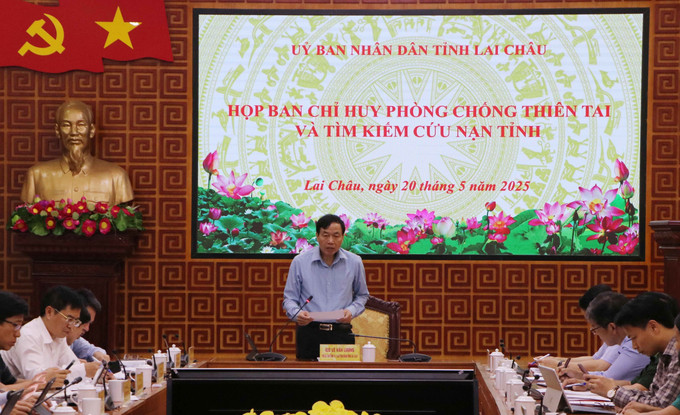 Chủ tịch UBND tỉnh Lai Châu Lê Văn Lương phát biểu kết luận hội nghị. Ảnh: Nguyễn Oanh/TTXVN thien-tai-lai-chau.jpg