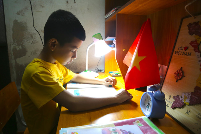 Mô hình tiếng loa học tập góp phần nuôi dưỡng ý thức tự giác, hình thành nề nếp học tập cho học sinh. tieng-loa-hoc-bai-1.jpg