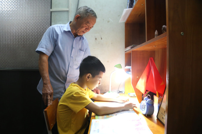 Mô hình tiếng loa học tập góp phần nuôi dưỡng ý thức tự giác, hình thành nề nếp học tập cho học sinh. Mô hình tiếng loa học tập góp phần nuôi dưỡng ý thức tự giác, hình thành nề nếp học tập cho học sinh.