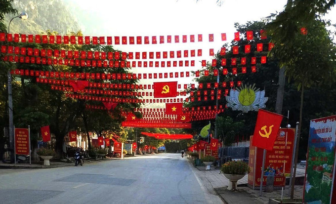 Không khí rực rỡ cờ hoa tại trung tâm xã Bắc Mê, chào mừng Đại hội Đảng bộ tỉnh Tuyên Quang lần thứ nhất, nhiệm kỳ 2025-2030. Ảnh: TTXVN phát Không khí rực rỡ cờ hoa tại trung tâm xã Bắc Mê, chào mừng Đại hội Đảng bộ tỉnh Tuyên Quang lần thứ nhất, nhiệm kỳ 2025-2030. Ảnh: TTXVN phát