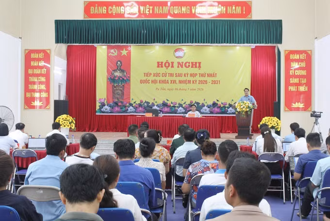 Đoàn đại biểu Quốc hội tỉnh Lai Châu tiếp xúc cử tri tại xã Pa Tần, tỉnh Lai Châu.