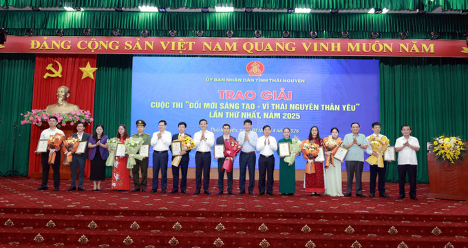 Tỉnh Thái Nguyên đã trao thưởng cho 10 công trình tiêu biểu tại cuộc thi “Đổi mới sáng tạo - vì Thái Nguyên thân yêu” lần thứ nhất năm 2025.