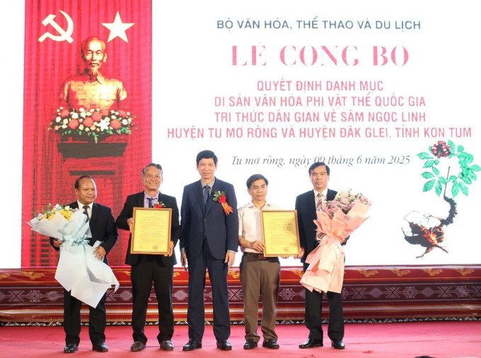 Bộ Văn hóa, Thể thao và Du lịch đã đưa Tri thức dân gian về sâm Ngọc Linh huyện Tu Mơ Rông và huyện Đăk Glei (Kon Tum) vào danh mục Di sản văn hoá phi vật thể quốc gia. Bộ Văn hóa, Thể thao và Du lịch đã đưa Tri thức dân gian về sâm Ngọc Linh huyện Tu Mơ Rông và huyện Đăk Glei (Kon Tum) vào danh mục Di sản văn hoá phi vật thể quốc gia.