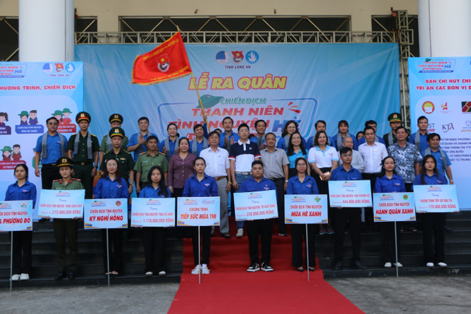 Phát lệnh ra quân Chiến dịch Hè năm 2025 . Ảnh: Thanh Bình/TTXVN Phát lệnh ra quân Chiến dịch Hè năm 2025 . Ảnh: Thanh Bình/TTXVN