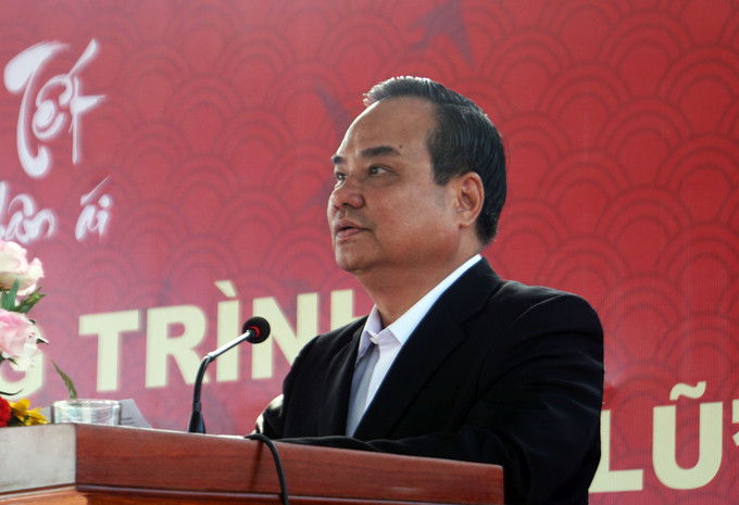 Ông Vũ Thanh Lưu, Phó Chủ tịch Trung ương Hội Chữ thập đỏ Việt Nam, phát biểu khai mạc chương trình. Ảnh: Trịnh Bang Nhiệm/TTXVN