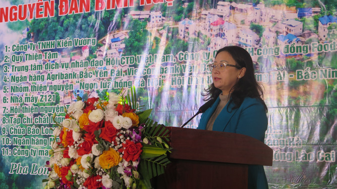 Phó Bí thư Tỉnh ủy, Chủ tịch Uỷ ban MTTQ Việt Nam tỉnh Lào Cai Giàng Thị Dung phát biểu tại Chương trình.