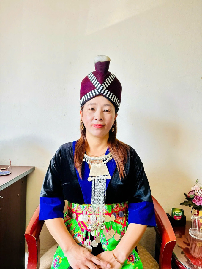 Chân dung cô giáo Lầu Y Pay, giáo viên Trường Mầm non Tri Lễ, xã Tri Lễ (Nghệ An). Ảnh: TTXVN phát