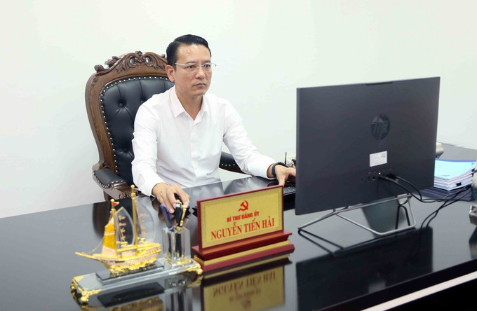 Bí thư Đảng ủy xã Sông Mã (Sơn La) Nguyễn Tiến Hải đóng góp ý kiến vào các dự thảo văn kiện trình Đại hội XIV của Đảng. dai-hoi-xiv-cua-dang-son-la.jpg