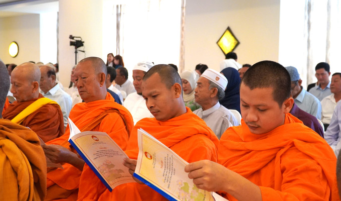 Các đại biểu dự Hội nghị.