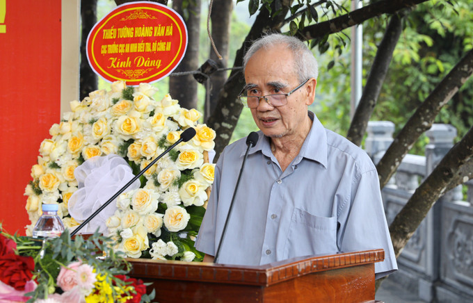 Ông Phạm Văn Bằng, bố Liệt sĩ Phạm Văn Cường, phát biểu tại buổi lễ. Ông Phạm Văn Bằng, bố Liệt sĩ Phạm Văn Cường, phát biểu tại buổi lễ.