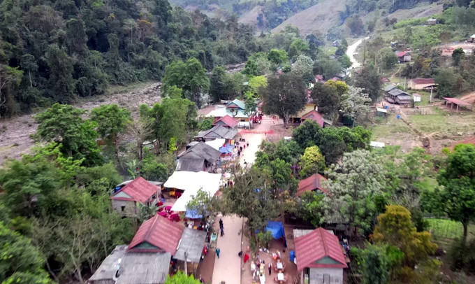 Một góc trung tâm xã miền núi Thượng Trạch (Quảng Trị).