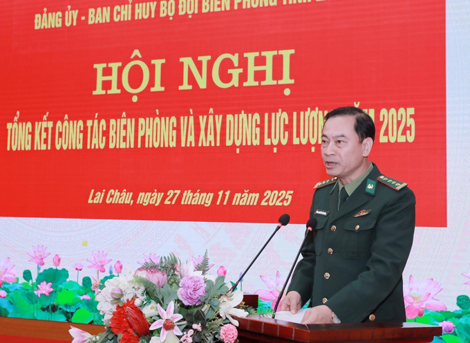 Đại tá Nguyễn Văn Hưng, Chính ủy Ban Chỉ huy Bộ đội Biên phòng tỉnh Lai Châu, phát động phong trào thi đua.