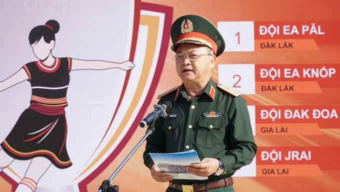 Thiếu tướng Hoàng Văn Sỹ, Tư lệnh Binh đoàn 15, phát biểu tại Lễ khai mạc.