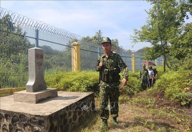 Bộ đội biên phòng Đồn Biên phòng Cửa khẩu quốc tế Tà Lùng tuần tra, kiểm soát khu vực cột mốc biên giới. bien-phong-cao-bang.jpg