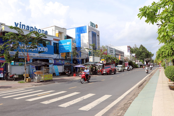 Được chỉnh trang, quy hoạch, xã Tiểu Cần ngày một khang trang, phát triển.
