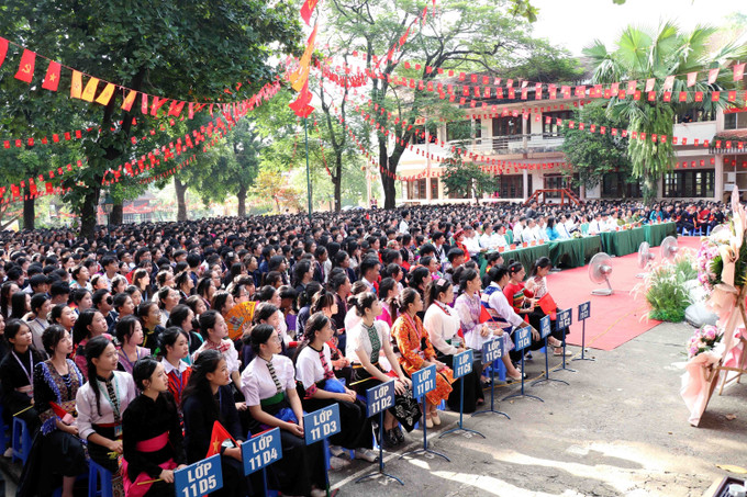 Quang cảnh lễ khai giảng tại Trường Phổ thông Vùng cao Việt Bắc, tỉnh Thái Nguyên. Ảnh: Trần Trang/TTXVN Quang cảnh lễ khai giảng tại Trường Phổ thông Vùng cao Việt Bắc, tỉnh Thái Nguyên. Ảnh: Trần Trang/TTXVN