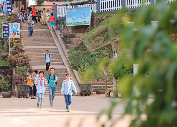 Các cấp ủy Đảng, chính quyền tỉnh Lào Cai rất quan tâm công tác bảo vệ, chăm sóc trẻ em. Ảnh minh họa: Hoàng Hiếu/TTXVN