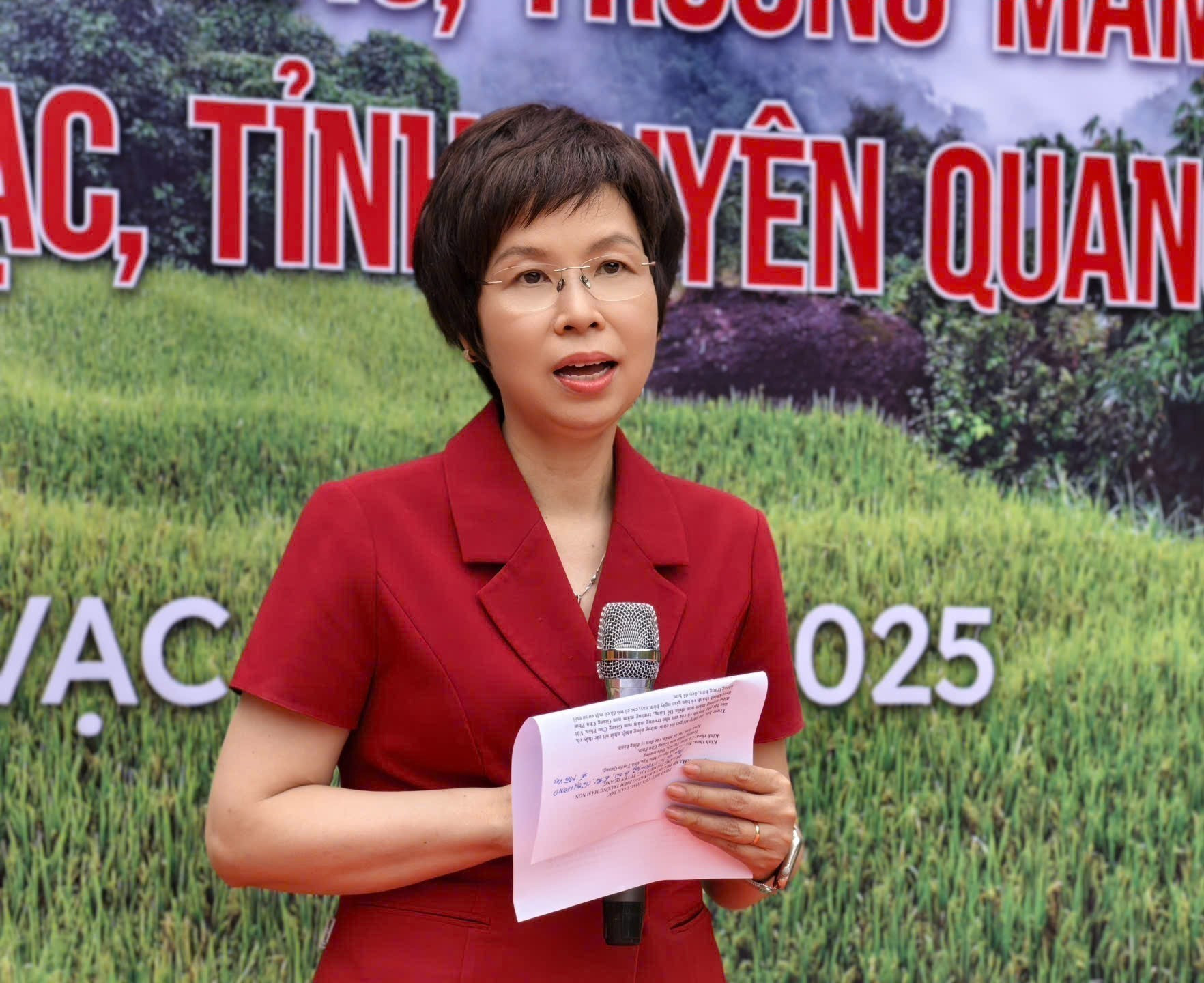 Bí thư Đảng ủy, Tổng Giám đốc TTXVN Vũ Việt Trang phát biểu tại lễ khánh thành. Bí thư Đảng ủy, Tổng Giám đốc TTXVN Vũ Việt Trang phát biểu tại lễ khánh thành.