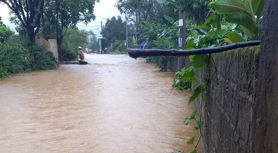 Hiện tại xã Bản Giang, huyện Tam Đường có 70 ngôi nhà bị ngập. Ảnh: TTXVN phát