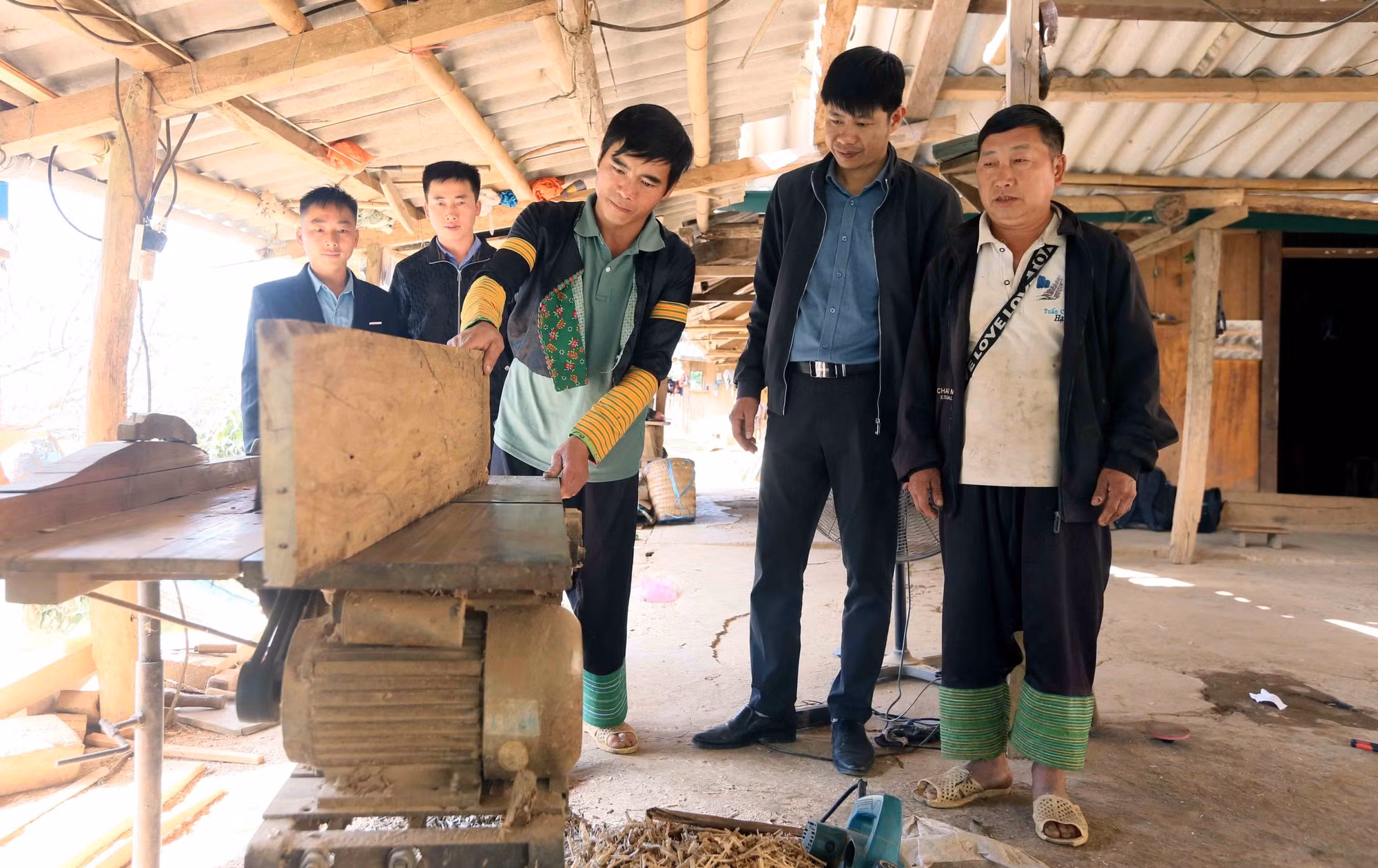 ban-hua-chien-4.jpg
