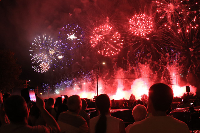 Màn trình diễn pháo hoa của đội Pyro Class (LB Nga). Ảnh: Trần Hiếu - PV TTXVN tại Nga Festival pháo hoa quốc tế Moskva lần thứ 7 ảnh 9