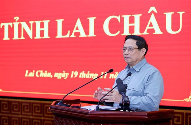 Thủ tướng Phạm Minh Chính kết luận buổi làm việc với Ban Thường vụ Tỉnh ủy Lai Châu. Ảnh: Dương Giang-TTXVN Thủ tướng Phạm Minh Chính: Lai Châu phải khởi tạo và tập trung cho các động lực tăng trưởng mới ảnh 3