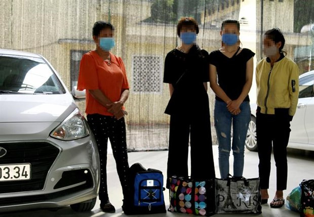Các nạn nhân được Ban Chuyên án A820 giải cứu tại tỉnh Lạng Sơn. Nguồn: bienphong.com.vn Triệt phá đường dây tổ chức đưa người mang thai vượt biên trái phép ảnh 1