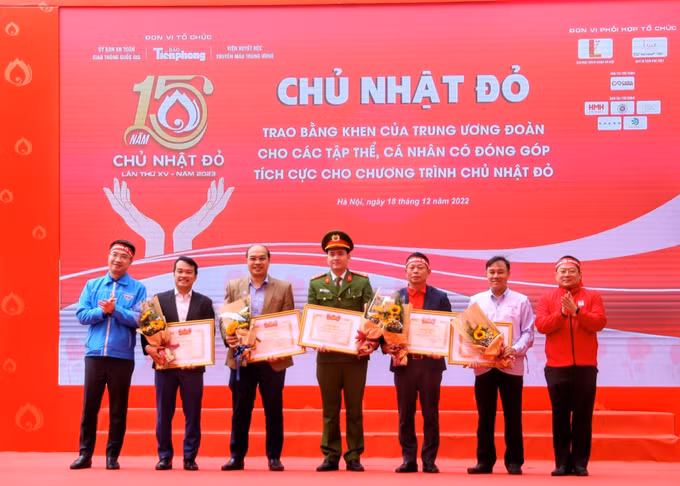 Lan tỏa tinh thần hiến máu tình nguyện từ Ngày hội Chủ nhật Đỏ ảnh 2