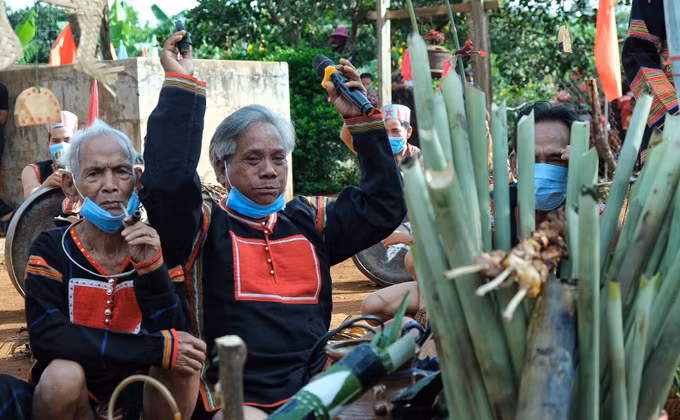 Lễ cúng mừng lúa mới của người Jrai ảnh 2