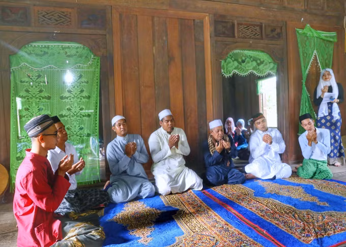 Tái hiện Nghi lễ đặt tên cho con của đồng bào Chăm Islam An Giang ảnh 7