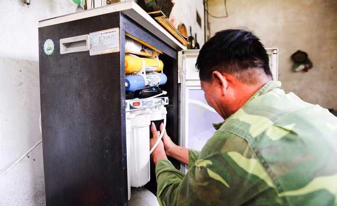 Người dân ngóng chờ nước tại khu tái định cư ở Hòa Bình ảnh 3