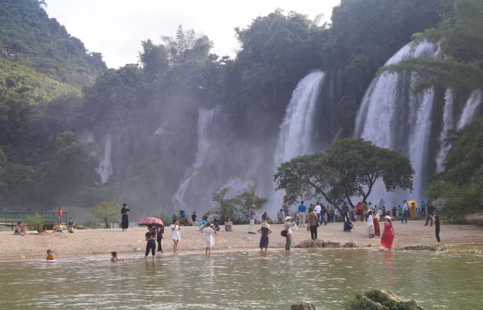 Thác Bản Giốc vào mùa Thu ảnh 4