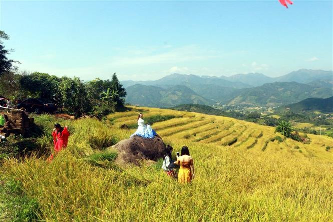 Ruộng bậc thang Bình Liêu được công nhận danh thắng cấp tỉnh và khu du lịch Bình Liêu được công nhận là khu du lịch cấp tỉnh. Ảnh: Đức Hiếu - TTXVN Nhiều hoạt động thúc đẩy du lịch ở huyện Bình Liêu ảnh 2