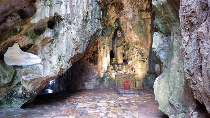 Bia ma nhai tại danh thắng Ngũ Hành Sơn, Đà Nẵng. Ảnh: kinhtedothi.vn Việt Nam có thêm 2 di sản được ghi vào Danh mục Di sản tư liệu khu vực châu Á - Thái Bình Dương ảnh 2