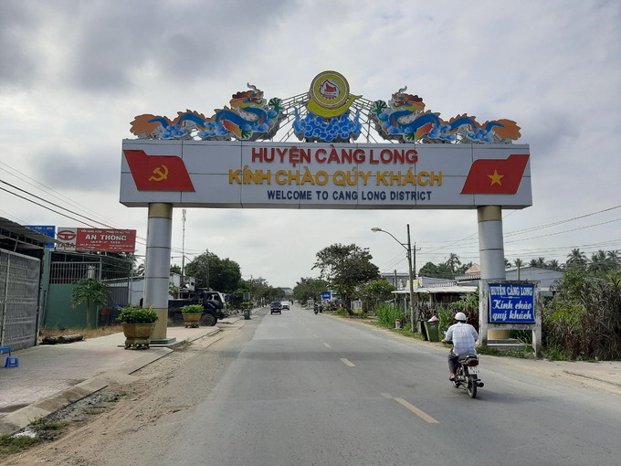 Cửa ngõ huyện nông thôn mới- Huyện Càng Long. Ảnh: tnmttravinh.gov.vn Trà Vinh có thêm 5 xã đạt chuẩn nông thôn mới nâng cao ảnh 1