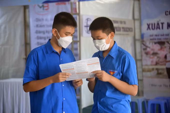 Ngày hội việc làm dành cho thanh niên dân tộc thiểu số tại Sơn La ảnh 2