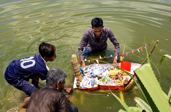 Đầu năm đi chơi hội Thắc Côn ảnh 4