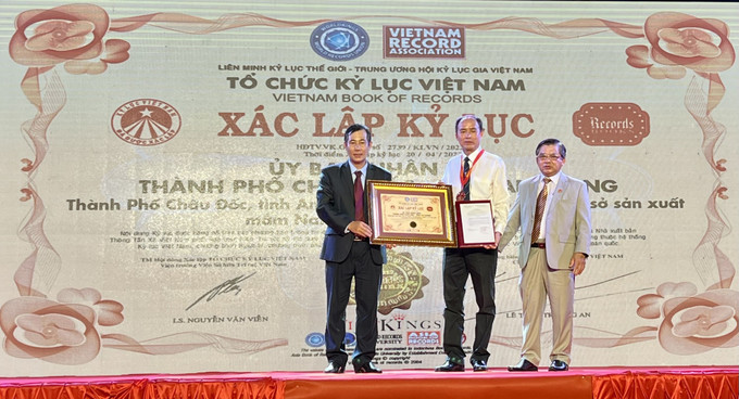 Châu Đốc – Thủ phủ mắm Nam Bộ ảnh 2 Châu Đốc – Thủ phủ mắm Nam Bộ ảnh 2