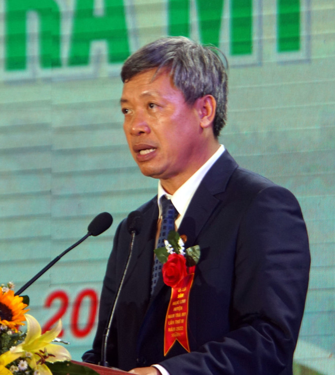 Ông Hồ Quang Bửu, Phó Chủ tịch UBND tỉnh Quảng Nam phát biểu tại lễ khai mạc. Ảnh: Trịnh Bang Nhiệm – TTXVN Quảng Nam: Khai mạc phiên chợ sâm Ngọc Linh lần thứ IV năm 2022 ảnh 1