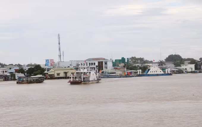 Người dân phấn khởi khi phà Vàm Cống "hồi sinh" sau hơn 4 năm dừng hoạt động ảnh 3