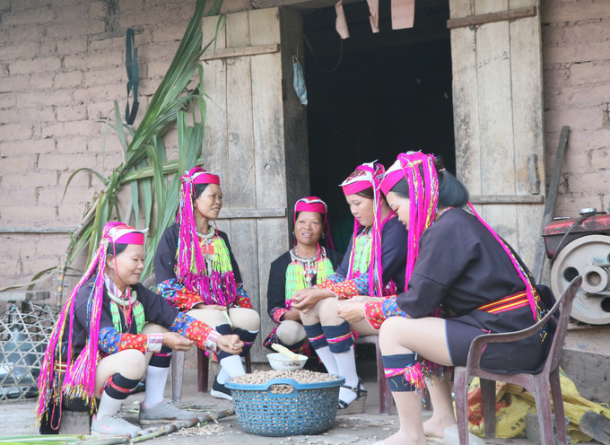 Trang phục truyền thống của phụ nữ Dao Thanh Y là một di sản văn hóa độc đáo, mang đậm nét đặc trưng riêng có. Ảnh: Hiền Anh Nét đẹp trang phục truyền thống phụ nữ Dao Thanh Y ảnh 1