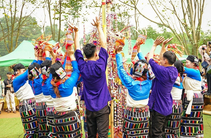 Tái hiện Lễ Chá Mùn của người Thái đen (Thanh Hóa) ảnh 16