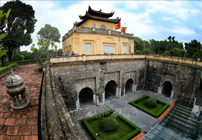 Đoan Môn là cửa chính phía Nam vào Hoàng thành Thăng Long được xây dựng vào thời nhà Lê trung hưng được tu sửa vào thời nhà Nguyễn. Ảnh: TTXVN 1010 năm Thăng Long - Hà Nội: Di sản văn hóa thế giới Hoàng thành Thăng Long ảnh 17